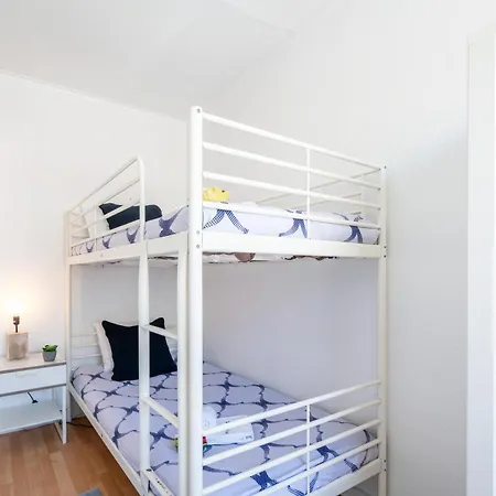Host Wise - Large Flat W Terrace - Ace Location At Aliados Apartment