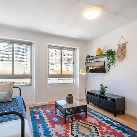 Host Wise - Large Flat W Terrace - Ace Location At Aliados * Porto