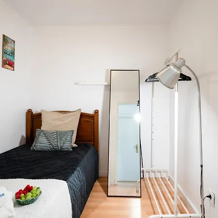 Host Wise - Large Flat W Terrace - Ace Location At Aliados Porto