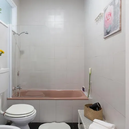 Host Wise - Large Flat W Terrace - Ace Location At Aliados Porto