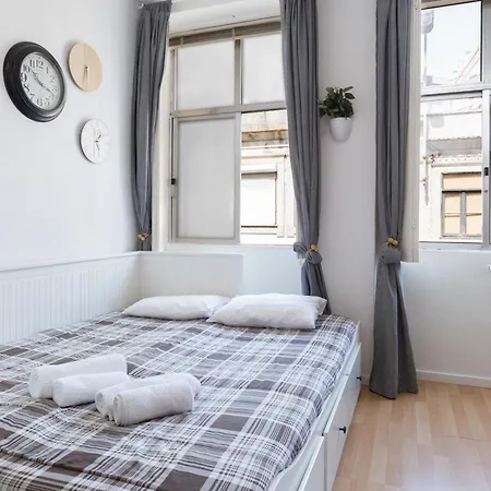 Host Wise - Large Flat W Terrace - Ace Location At Aliados *