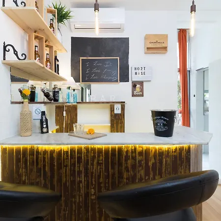 Host Wise - Large Flat W Terrace - Ace Location At Aliados Apartment *