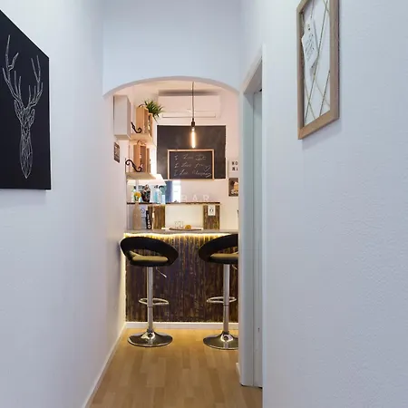 Apartment Host Wise - Large Flat W Terrace - Ace Location At Aliados